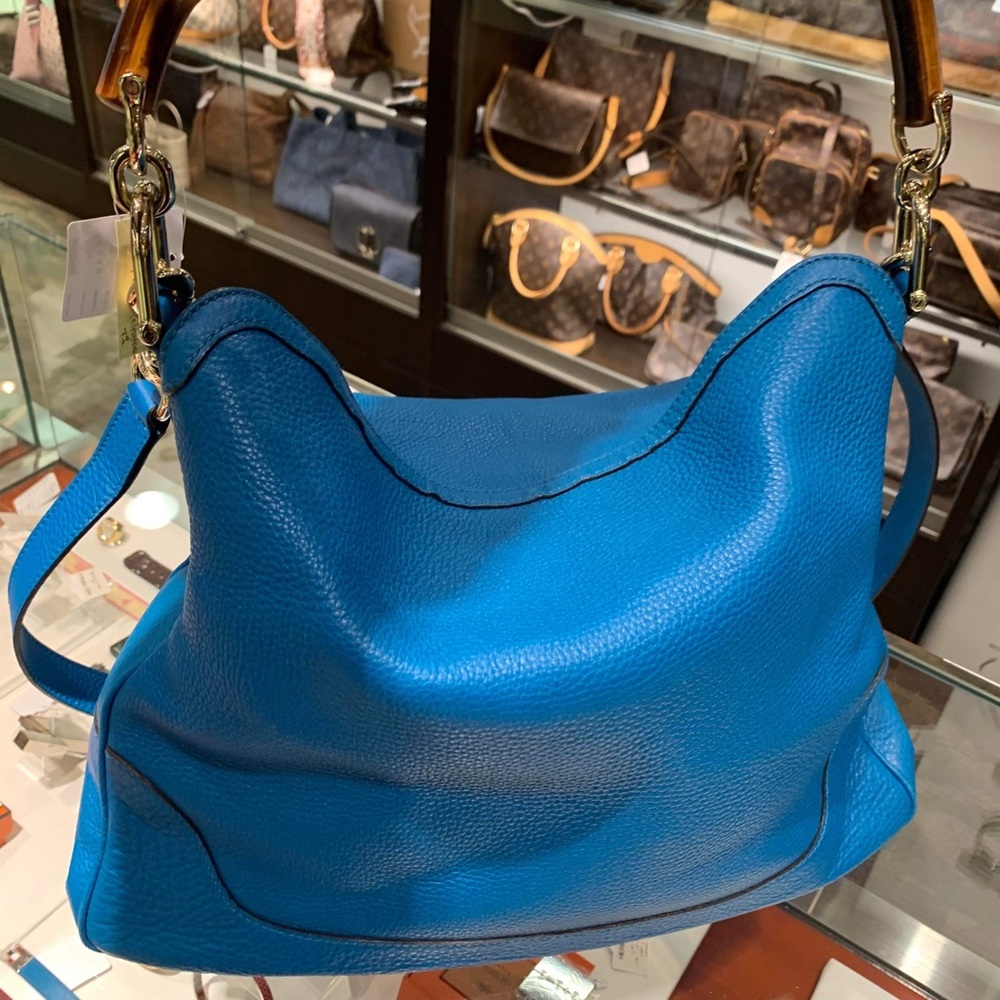 ‼️SOLD‼️💙Gucci Blue Leather Medium Diana Bamboo 2 way Bag